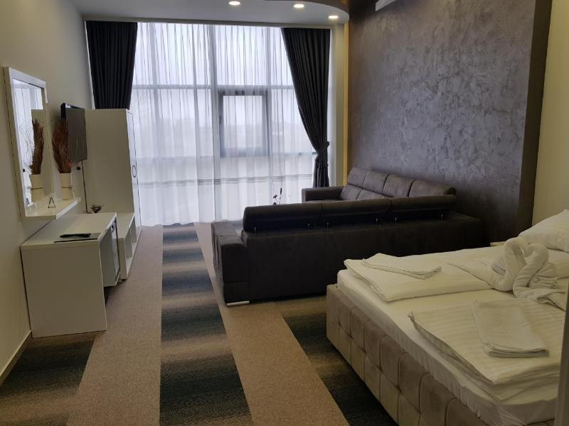 Hotel River Bijeljina Phòng bức ảnh