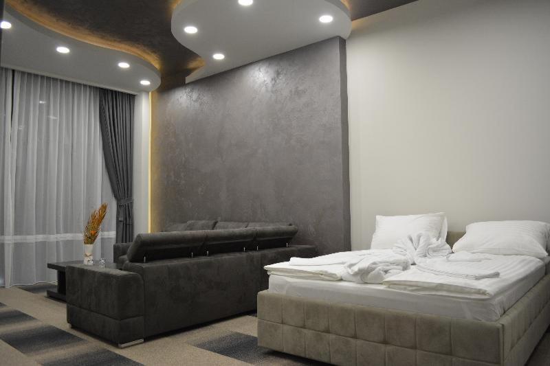 Hotel River Bijeljina Phòng bức ảnh