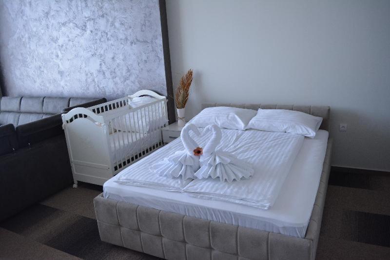 Hotel River Bijeljina Phòng bức ảnh